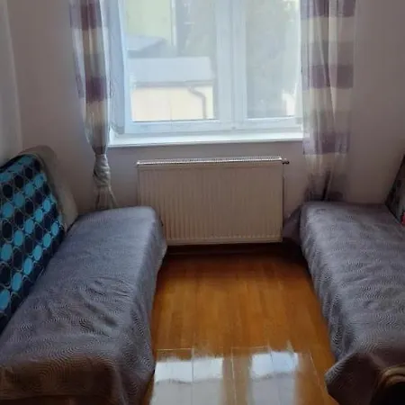 2 Apartamento *